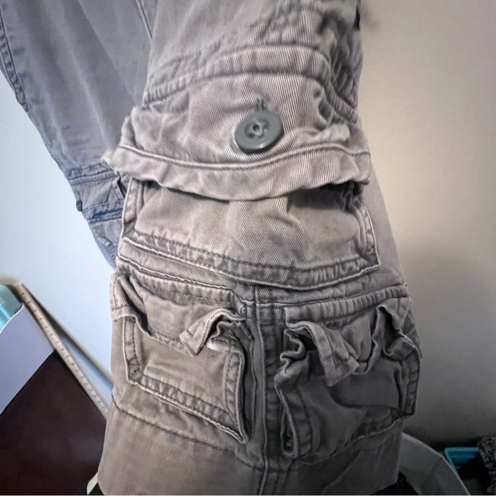 Men's Cargo Shorts in gray cotton blend durable fabric and stitching - Picture 5 of 7
